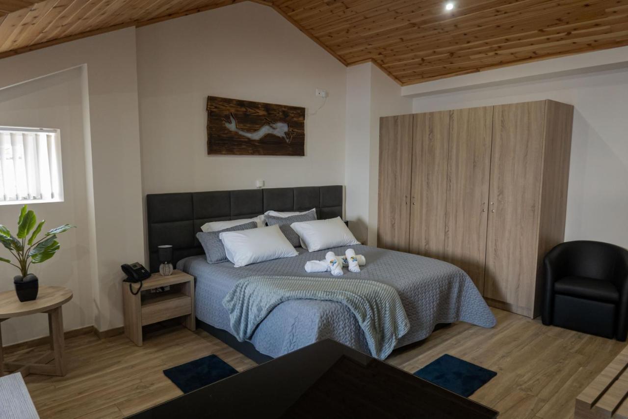 Nereida Hostel Horta  Luaran gambar